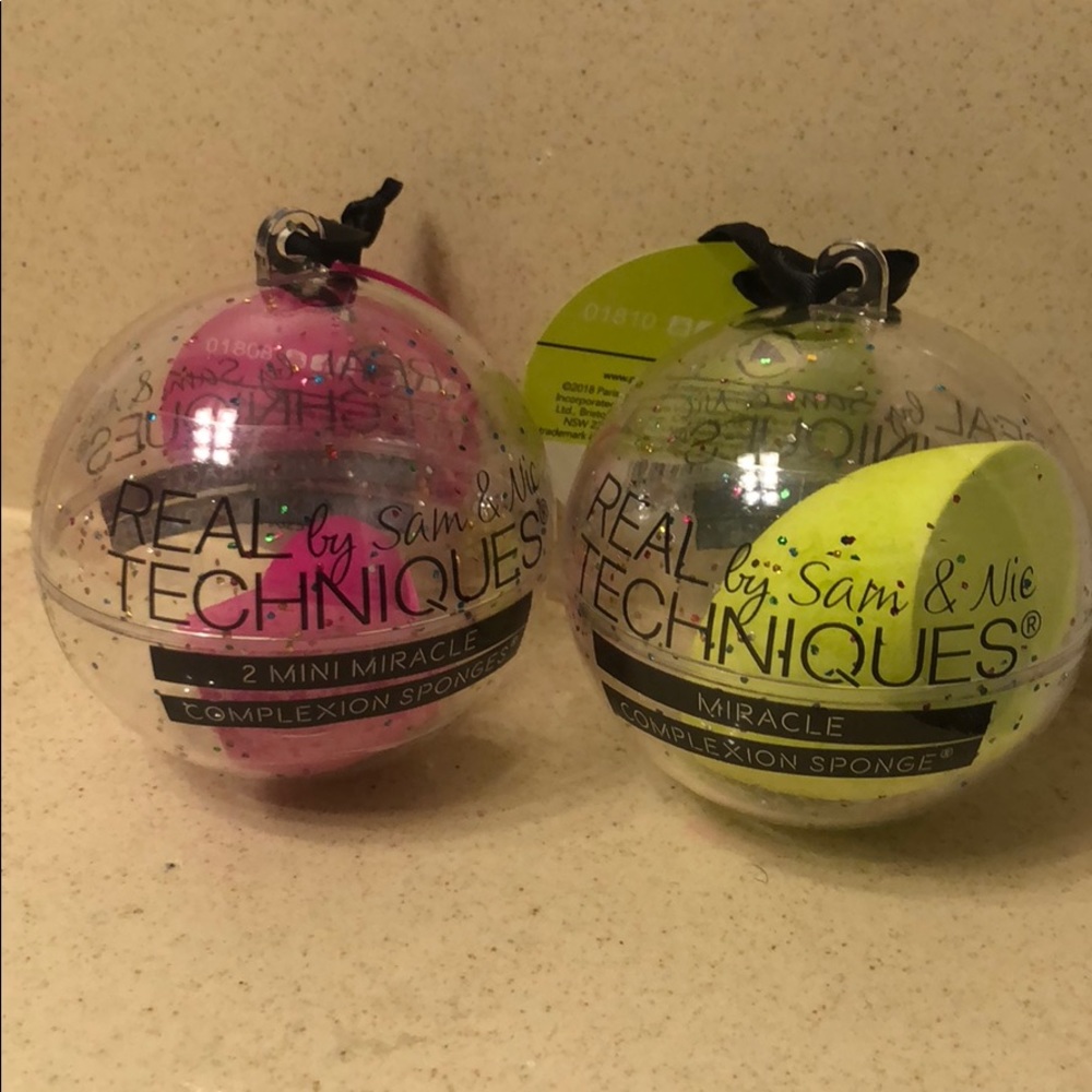 Real Techniques Sponges